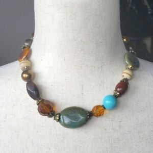 Retired Premier Designs Vintage Multicolor‎ Large Glass & Plastic Bead Necklace